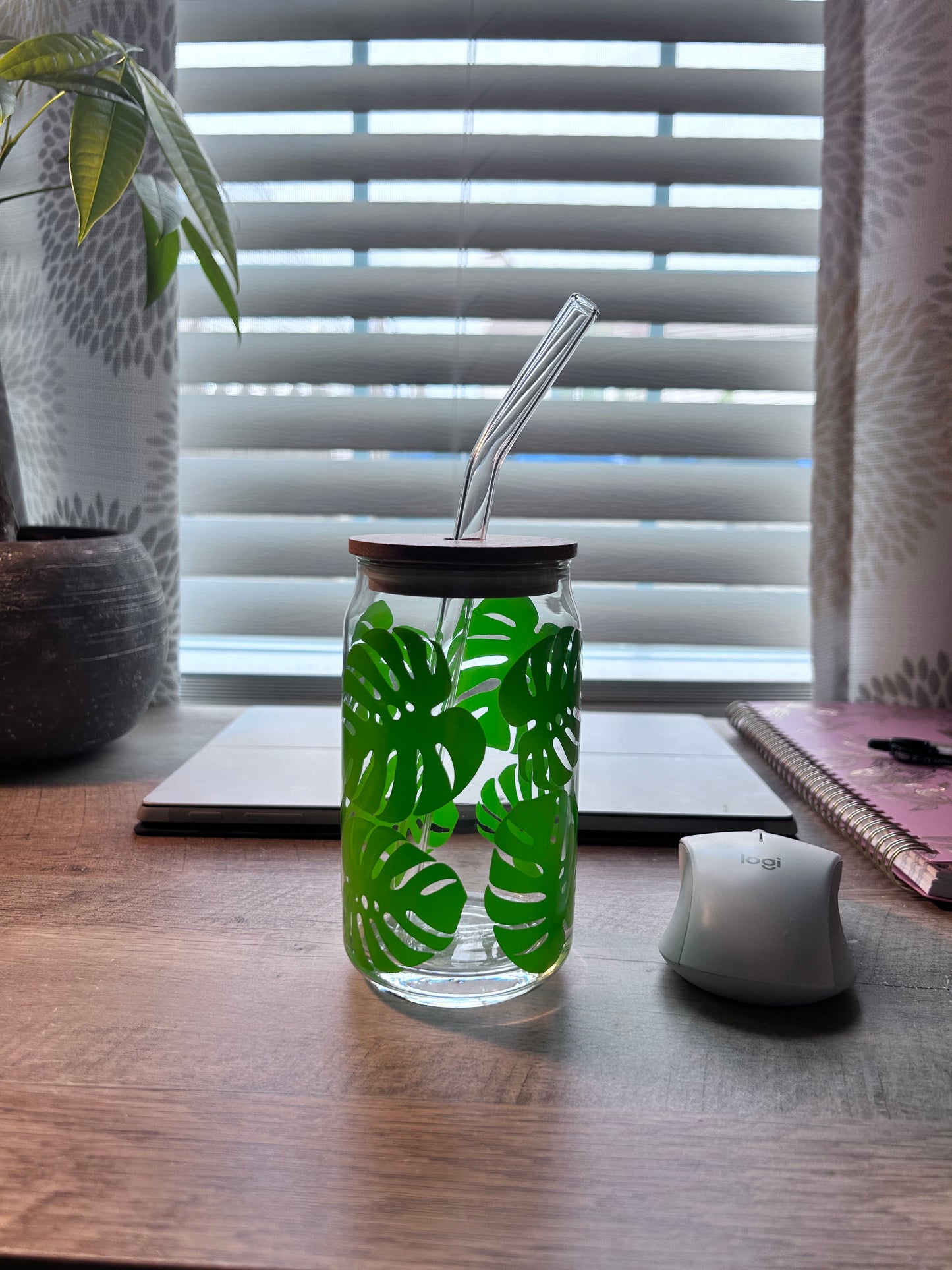 Monstera Leaf Glass Cup