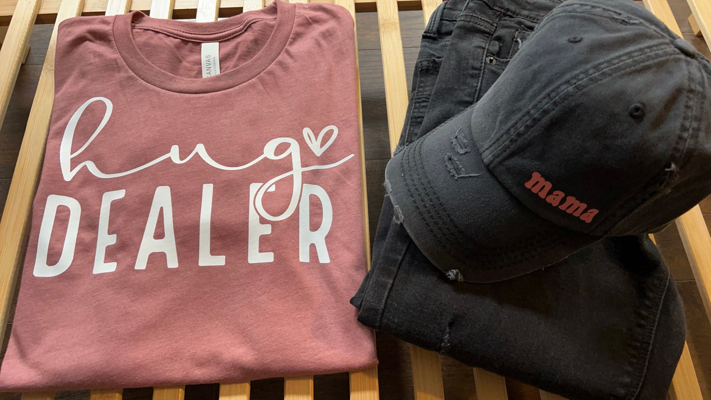 Hug Dealer | Mom Life | T-Shirt